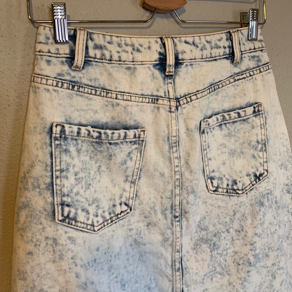 Wild Fable Light Blue Acid Wash Denim Skirt Knee Length Front Split Pockets NWOT - Picture 8 of 12